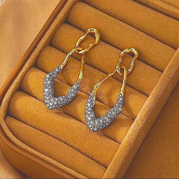 ALEXIS BITTAR Solanales Double Link Post Earrings in Gold & Crystal - LAST PAIR - Picture 6 of 11